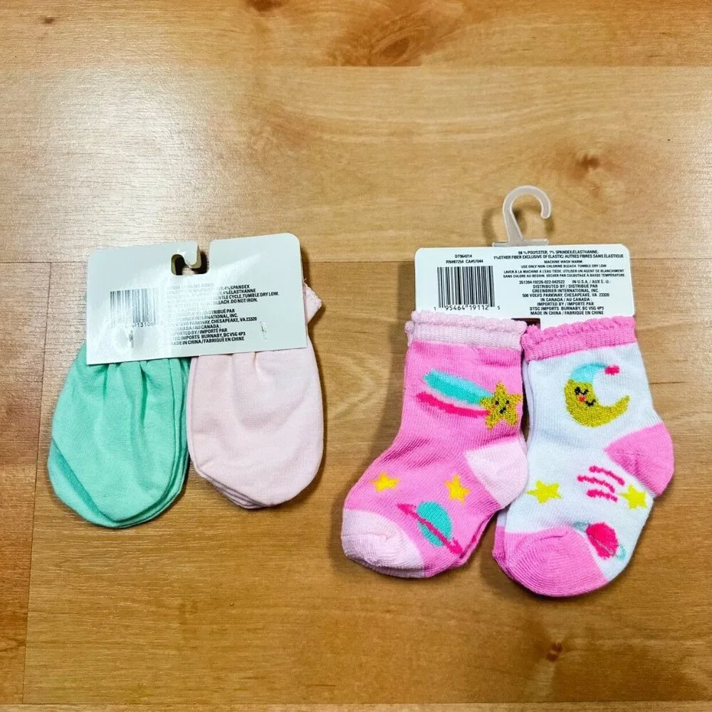 NWT Angel of Mine Bundle of 2 Baby Socks & Mittens NEW